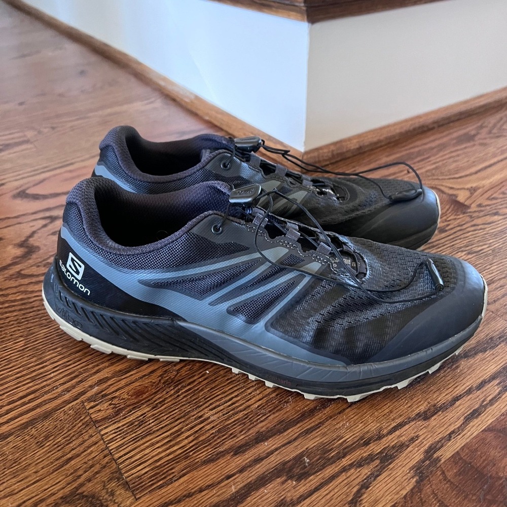 Salomon Men's Athletic Trail Shoe in Charcoal and Light Gray - Picture 15 of 16